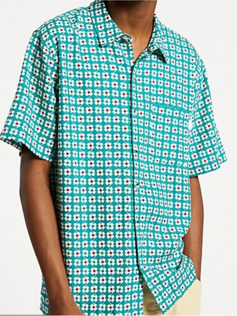Urban Outfitters Green Floral-Print Short Sleeve Button Shirt Size L